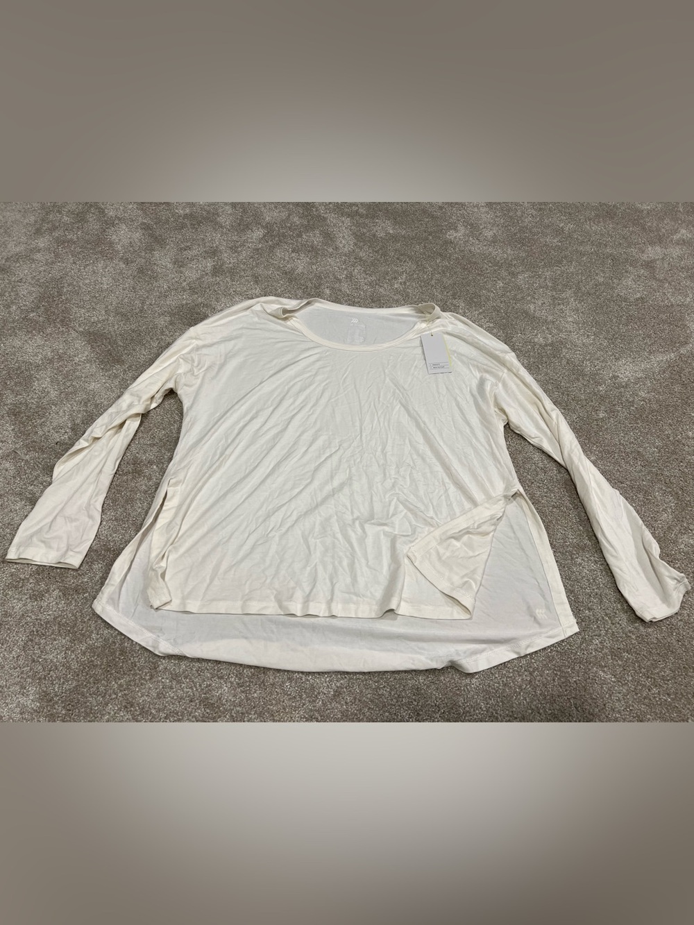 all in motion Cream Scoop-Neck Long Sleeve Tee